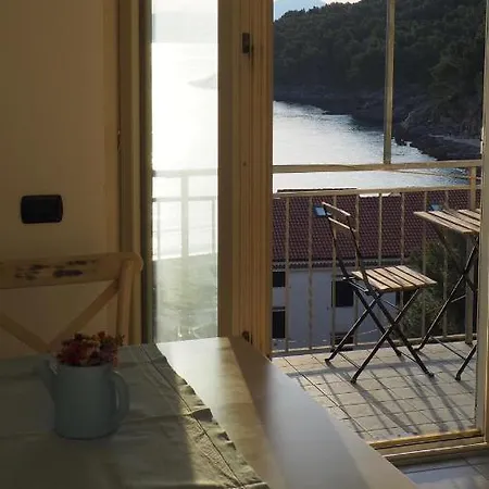 Il Terrazzo Sul Mare Apartmán *